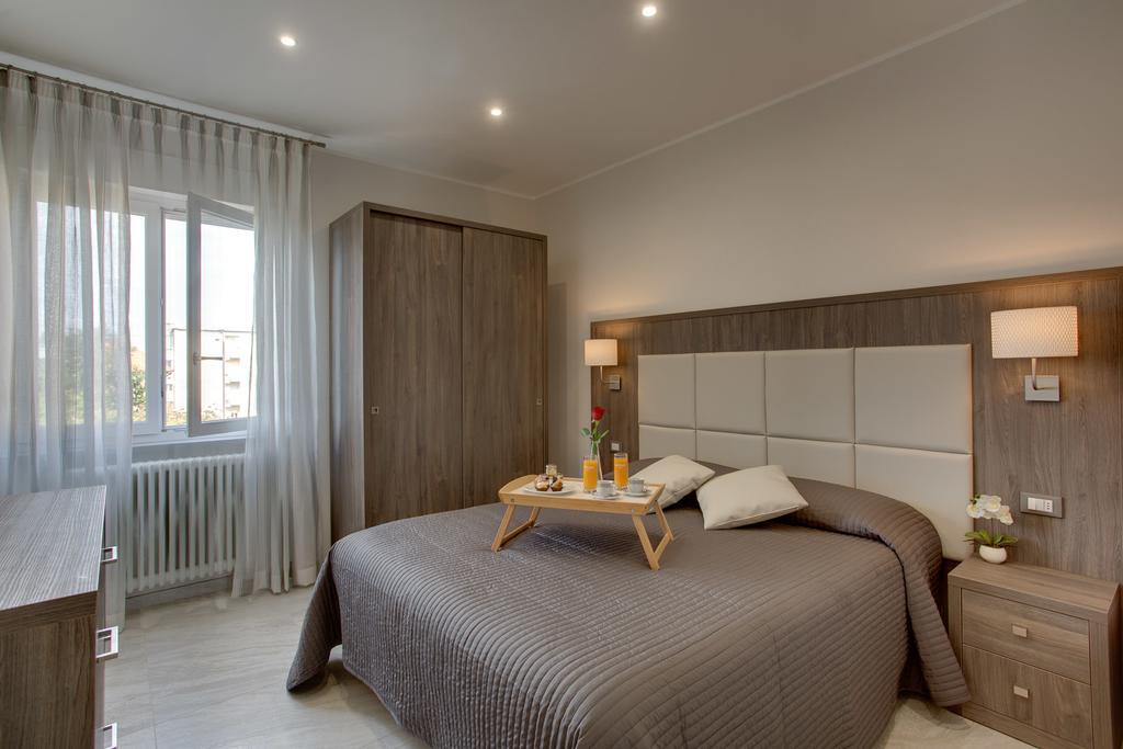 Versilia Residence Lido di Camaiore Exterior photo