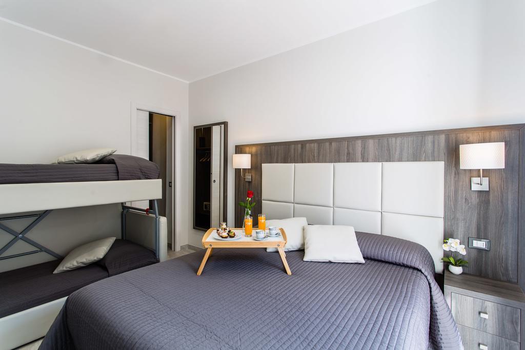 Versilia Residence Lido di Camaiore Exterior photo